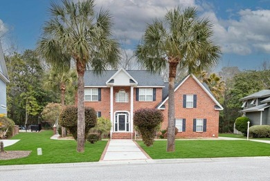 Welcome Home! Gorgeous Traditional Full Brick home with pool - photo 2