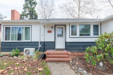 Rogue River Home For Sale in Grants Pass Oregon