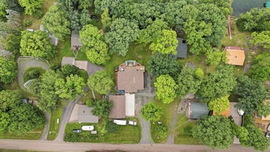 Welcome to your dream lake retreat on beautiful Loveless Lake - photo 3