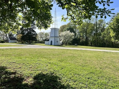 Vinita Hill Farm is one of those properties that rarely come to - photo 14