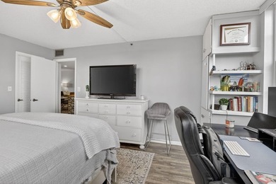 Spectacular lake and golf course views from this light and - photo 25