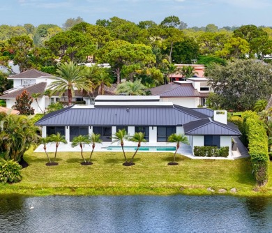 (private lake, pond, creek) Home For Sale in Delray Beach Florida