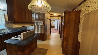 Discover affordable lake-area living in Pendleton Harbor, a - photo 9