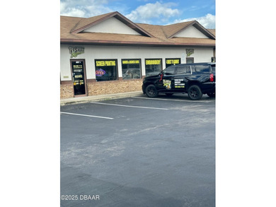 Well established strip mall offered for sale. Long term tenants - photo 1