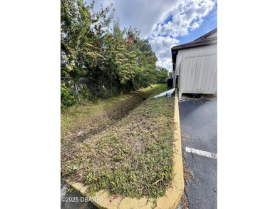 Well established strip mall offered for sale. Long term tenants - photo 6