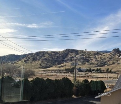This C-2 zoned commercial property offers a rare live/work setup - photo 6