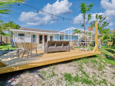 Imagine coming home to your own backyard canal, picking fresh - photo 7