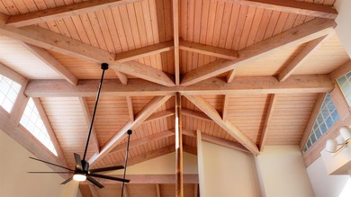 This well-crafted Upcountry home offers sweeping bi-coastal - photo 8