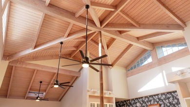This well-crafted Upcountry home offers sweeping bi-coastal - photo 10