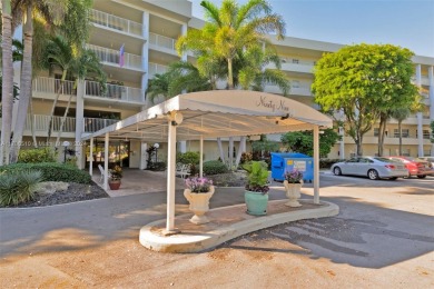 Lake Condo For Sale in Pompano Beach, Florida