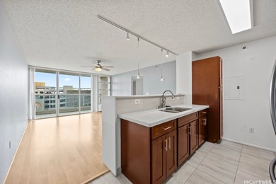 Experience the best of urban island living in this beautifully - photo 5