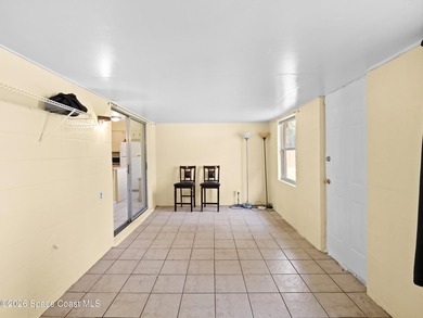 Welcome to this charming 3-bedroom, 2-bathroom home that - photo 25