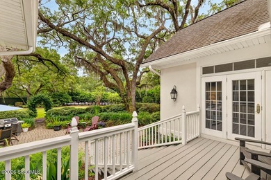 Behind the gates of the prestigious Black Banks Plantation, 31 - photo 44