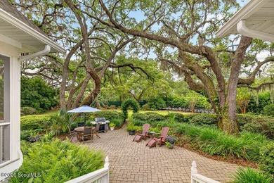 Behind the gates of the prestigious Black Banks Plantation, 31 - photo 45