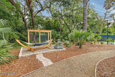 Behind the gates of the prestigious Black Banks Plantation, 31 - photo 50