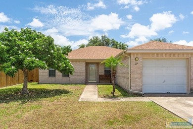 Welcome to **27 Lakewood Dr.** in Laguna Vista, Texas! This - photo 3