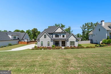 Discover 43 N Cove Drive in Newnan-an exquisite 4 bedroom 3.5 - photo 4