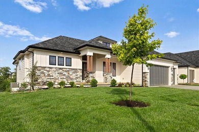 Discover a rare opportunity to own a luxury home perfectly - photo 2