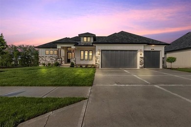 Discover a rare opportunity to own a luxury home perfectly - photo 4