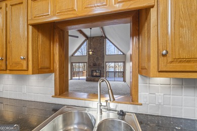 Lake Hartwell Classic Craftsmanship | Paynes Creek Perfection - photo 12