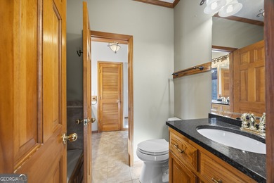 Lake Hartwell Classic Craftsmanship | Paynes Creek Perfection - photo 13