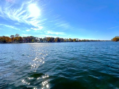 THE DECKS ARE STACKED FOR LAKE LIFE FUN! Main Lake Shafer, 3-4