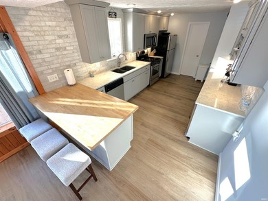 THE DECKS ARE STACKED FOR LAKE LIFE FUN! Main Lake Shafer, 3-4