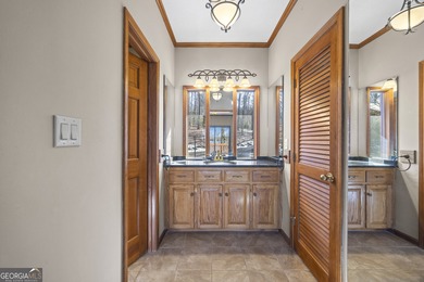 Lake Hartwell Classic Craftsmanship | Paynes Creek Perfection - photo 18