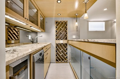 Stunning luxury one-family home in the heart of Flushing! - photo 31