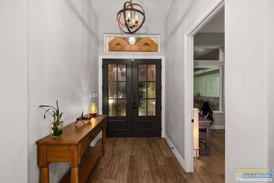 YOUR LUXURY RETREAT AWAITS - MOTIVATED SELLERS! Experience - photo 4
