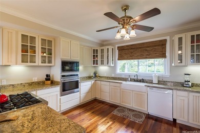 Classic Elegance on an ACRE+. Nestled in the cool & quiet - photo 6