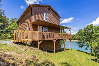 Lake Home For Sale in Sevierville, Tennessee