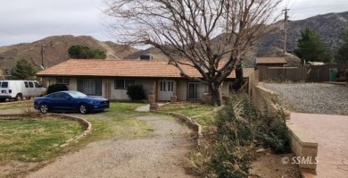 Lake Home For Sale in Lake Isabella, California