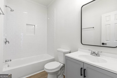 Renovated 5BR Estate on 1.2 Acres with 2,400 sq ft Shop - - photo 21