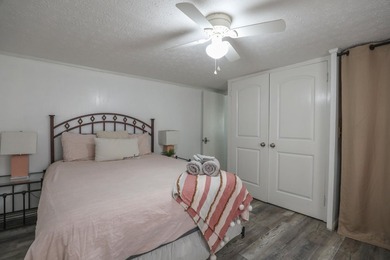 Check out this Lake Sinclair home overlooking peaceful water - photo 24