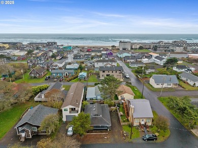 Welcome to your furnished, turnkey coastal retreat in the heart - photo 29