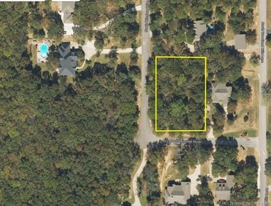 Castle Bluff Estates is a small gated community in the Ft - photo 4