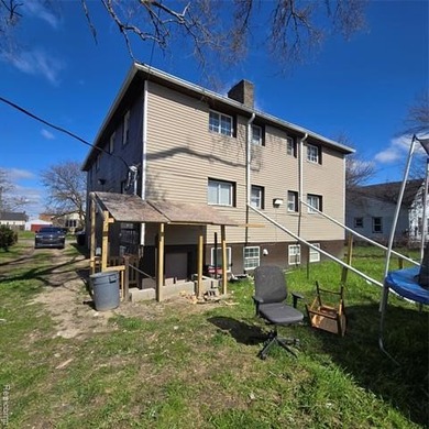 Solid 6-unit multifamily investment opportunity in Ecorse. The - photo 4