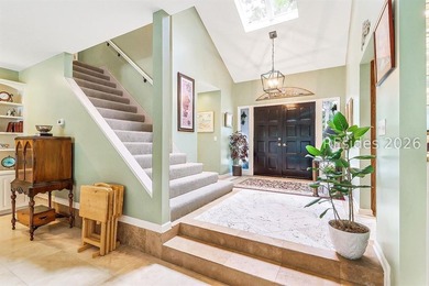 Exceptional value on superbly maintained residence with spacious - photo 12