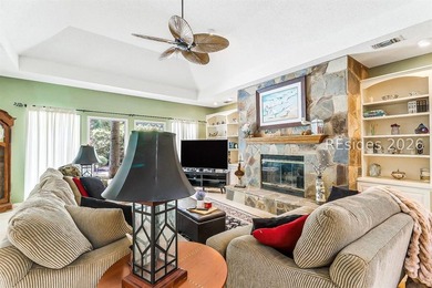 Exceptional value on superbly maintained residence with spacious - photo 15