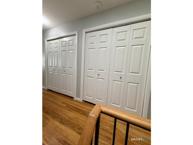 Beautifully updated 2bedroom, 1.5bath unit located in the rear - photo 17