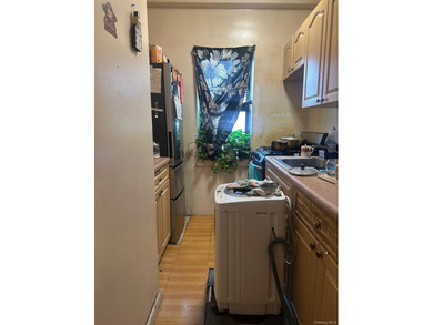 4 Dwelling House For Sale. 2-car garage rent at $525/m - photo 17