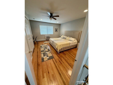 Beautifully updated 2bedroom, 1.5bath unit located in the rear - photo 23
