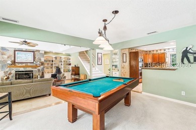 Exceptional value on superbly maintained residence with spacious - photo 25