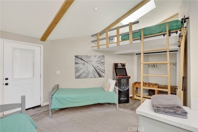 The four bears cabin sits perched on a quiet and unique street - photo 25