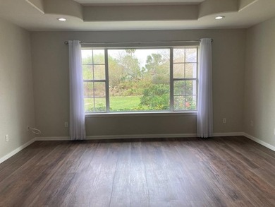 Schedule your tour of this open concept, well maintained & - photo 5