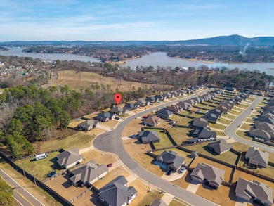 Lake Hamilton Home For Sale in Hot Springs Arkansas