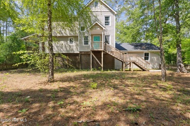 (private lake, pond, creek) Home For Sale in Burgaw North Carolina