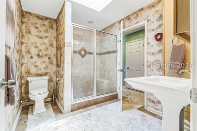 Exceptional value on superbly maintained residence with spacious - photo 41