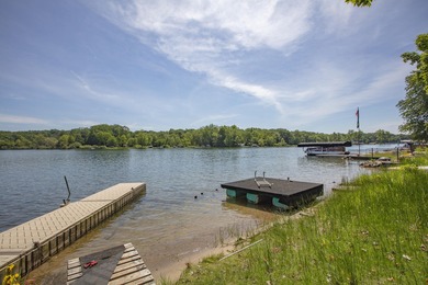 Great Building opportunity on 2 Lakes. 100 Feet of frontage on - photo 3